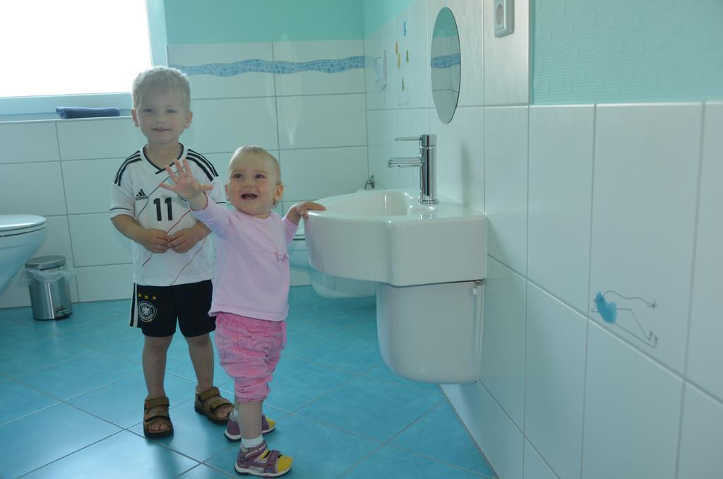 Ferienwohnungen Landgasthaus Janshen Ellscheid エクステリア 写真